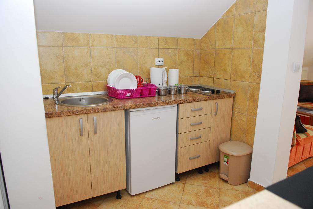 טיווט Apartments Jovan מראה חיצוני תמונה