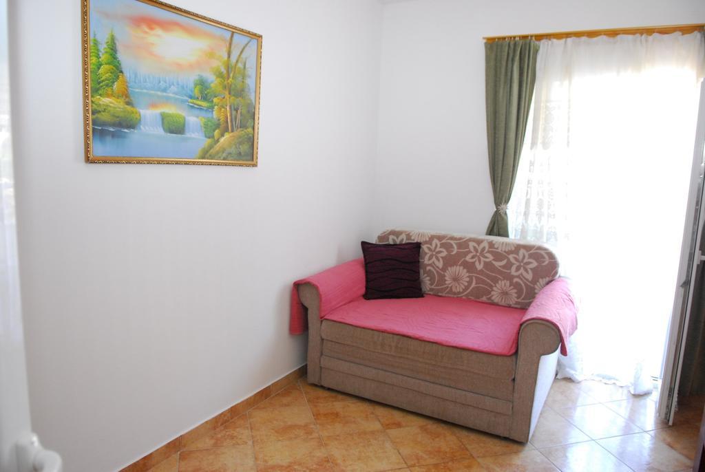 טיווט Apartments Jovan מראה חיצוני תמונה