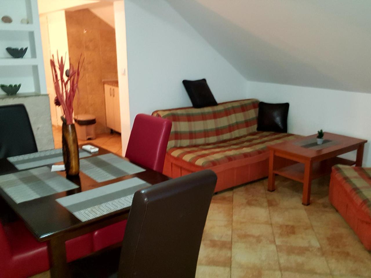 טיווט Apartments Jovan מראה חיצוני תמונה