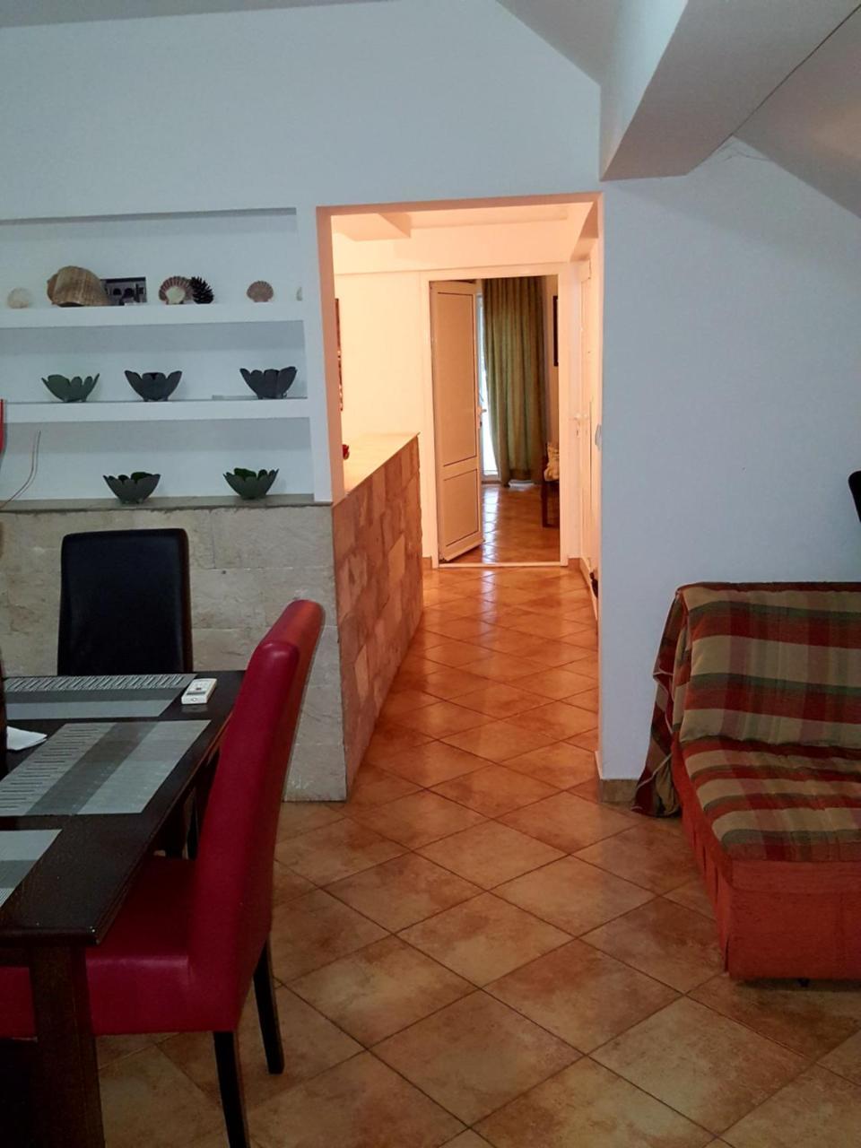 טיווט Apartments Jovan מראה חיצוני תמונה