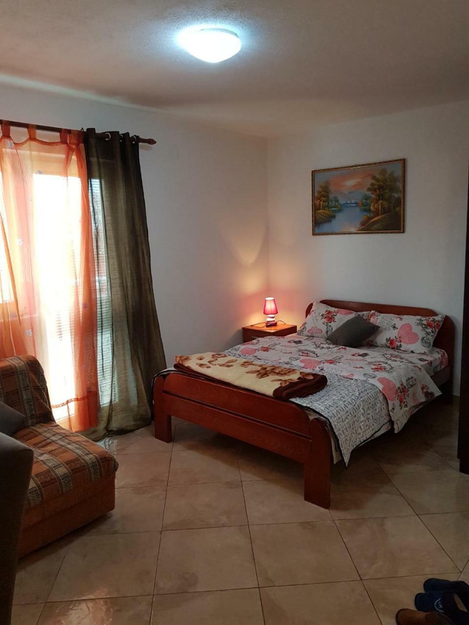 טיווט Apartments Jovan מראה חיצוני תמונה