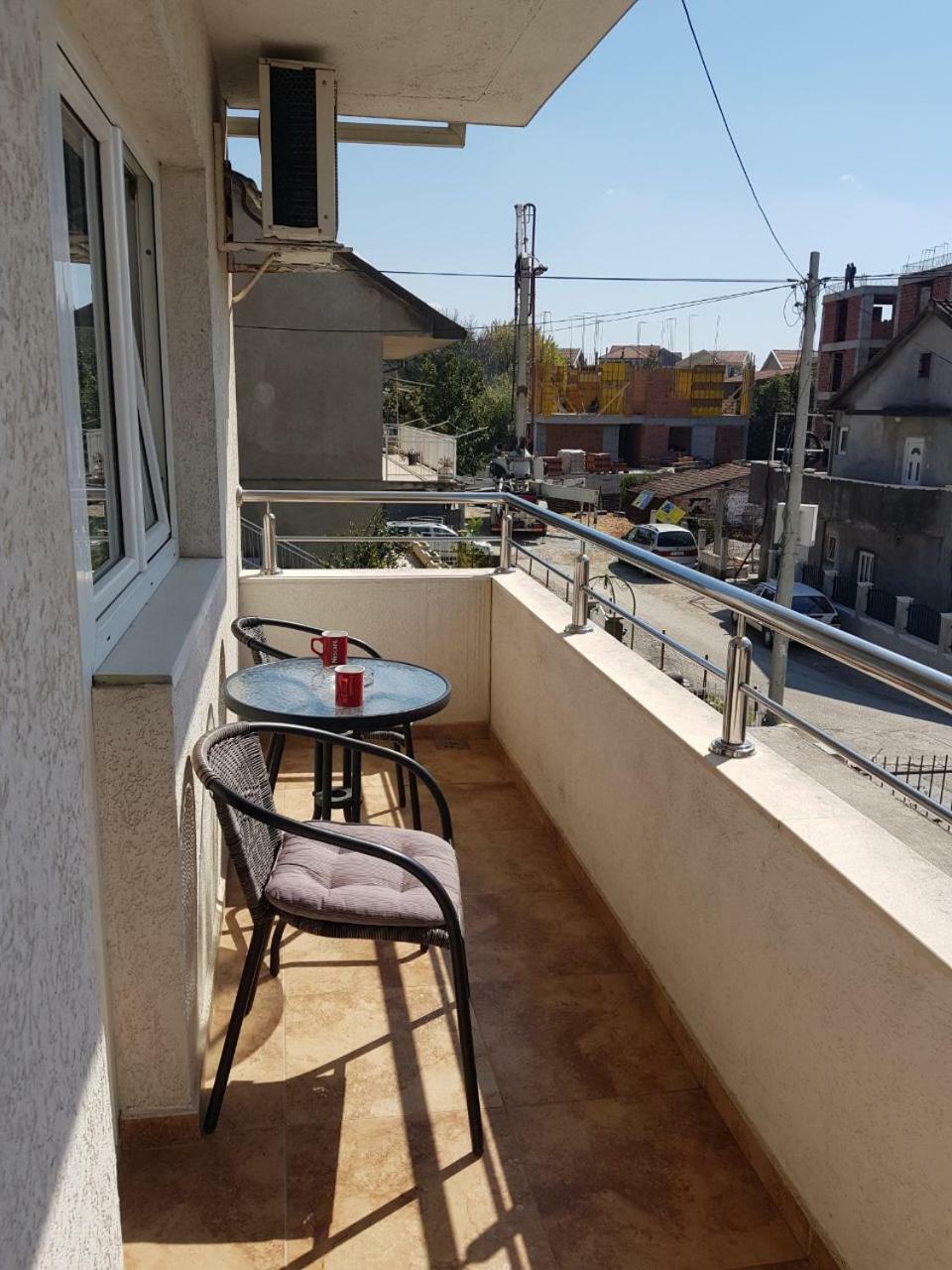 טיווט Apartments Jovan מראה חיצוני תמונה