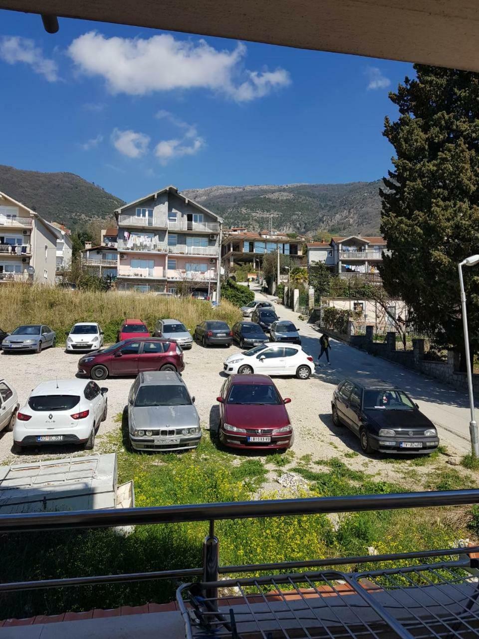 טיווט Apartments Jovan מראה חיצוני תמונה