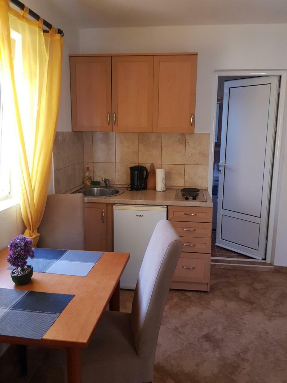 טיווט Apartments Jovan מראה חיצוני תמונה